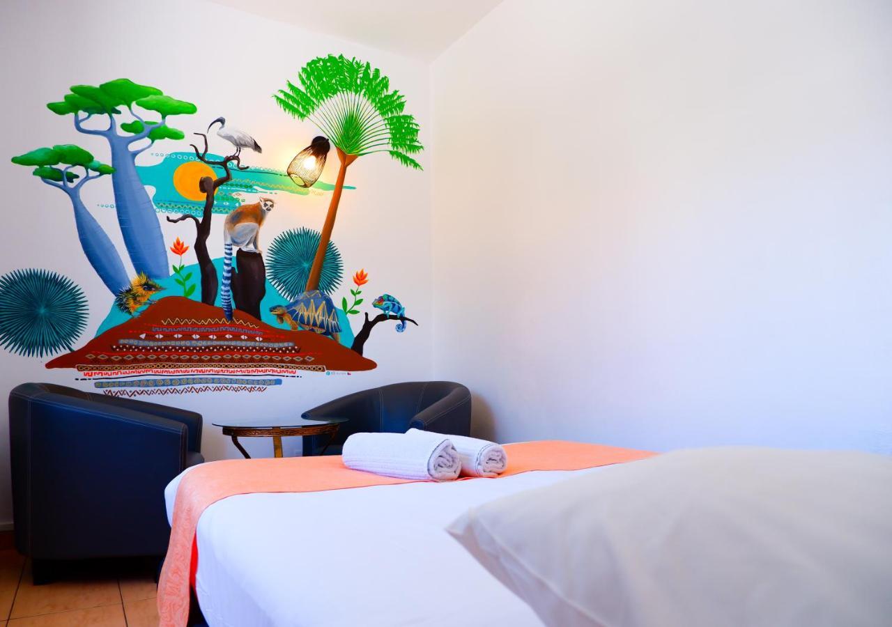סילאוס Hotel Du Cirque מראה חיצוני תמונה