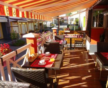 סילאוס Hotel Du Cirque מראה חיצוני תמונה